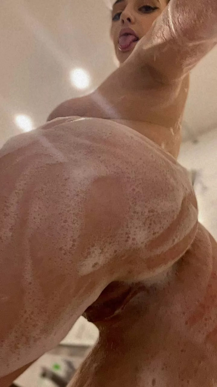 would you let me sit on your face ? posted by mfischer85