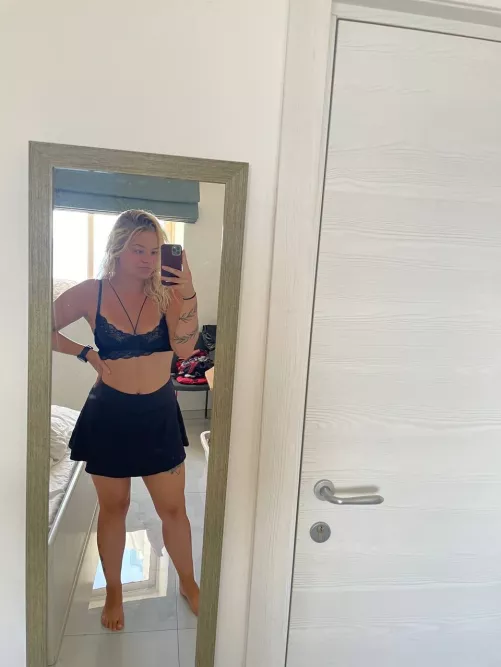 accepting volunteers to fuck my tight pussy by qodiax