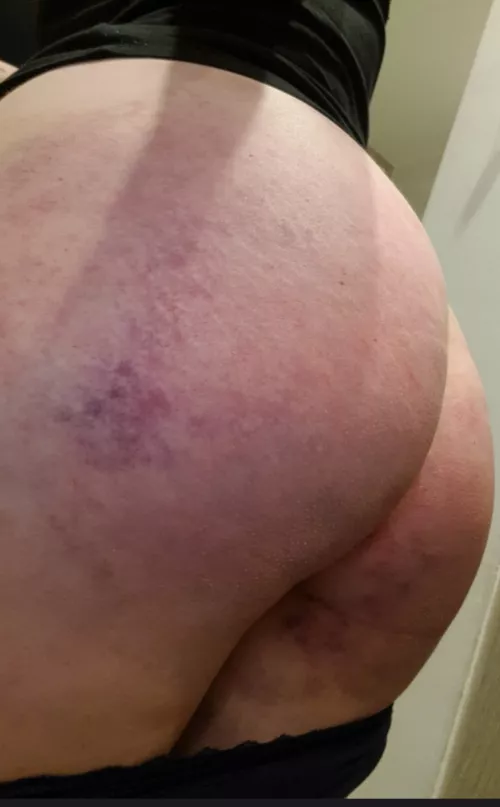 Another work of art with a wonderful [F] sub being a canvas for my [M] hands . by Prometheus8