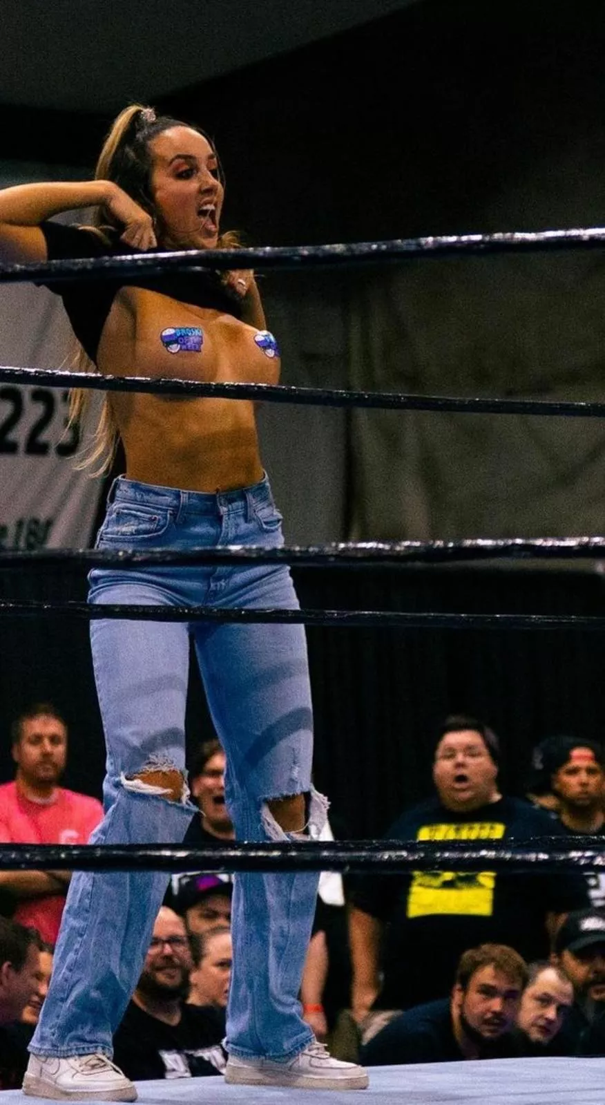 Chelsea Green Flashing posted by chachacha32