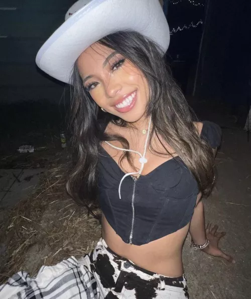 cowgirl by hornychilicorndog