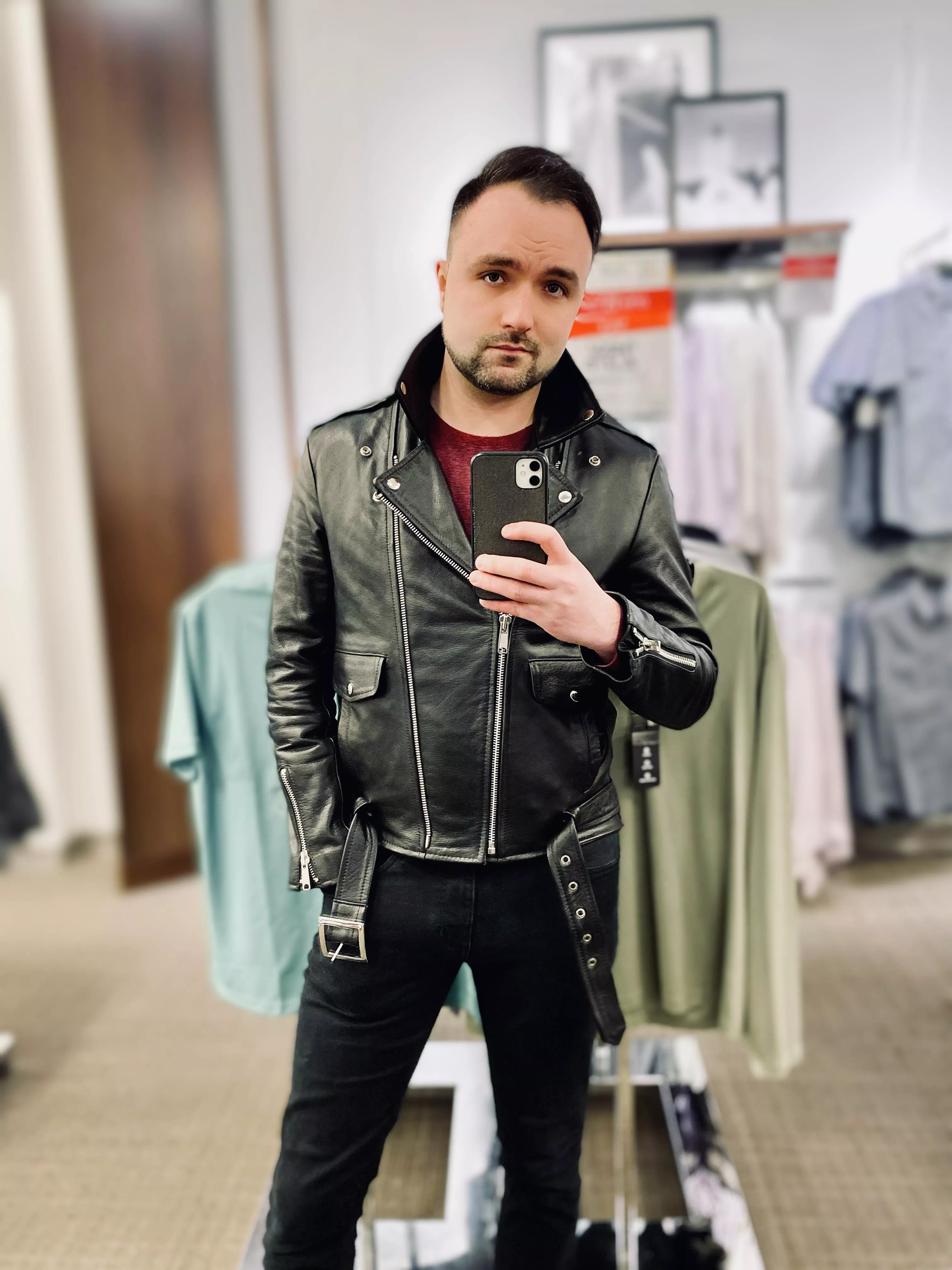 Day off vibes. Let’s chat! posted by thessteach