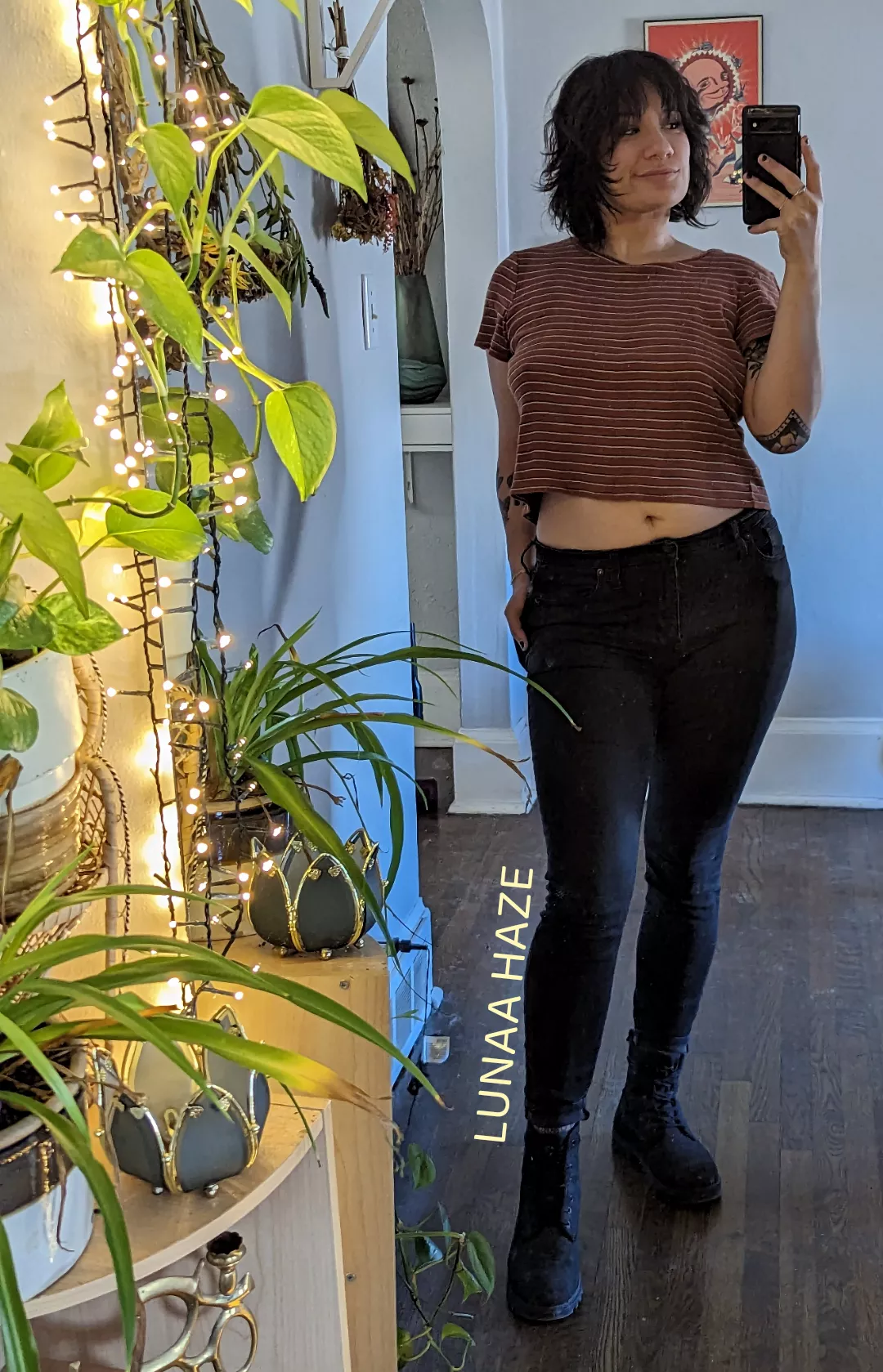 do you like crop tops? posted by Minimum_Decision_135