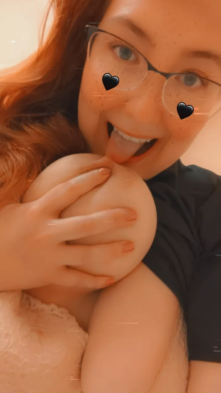 Do you like when girls suck their own tits? posted by SBLVR20