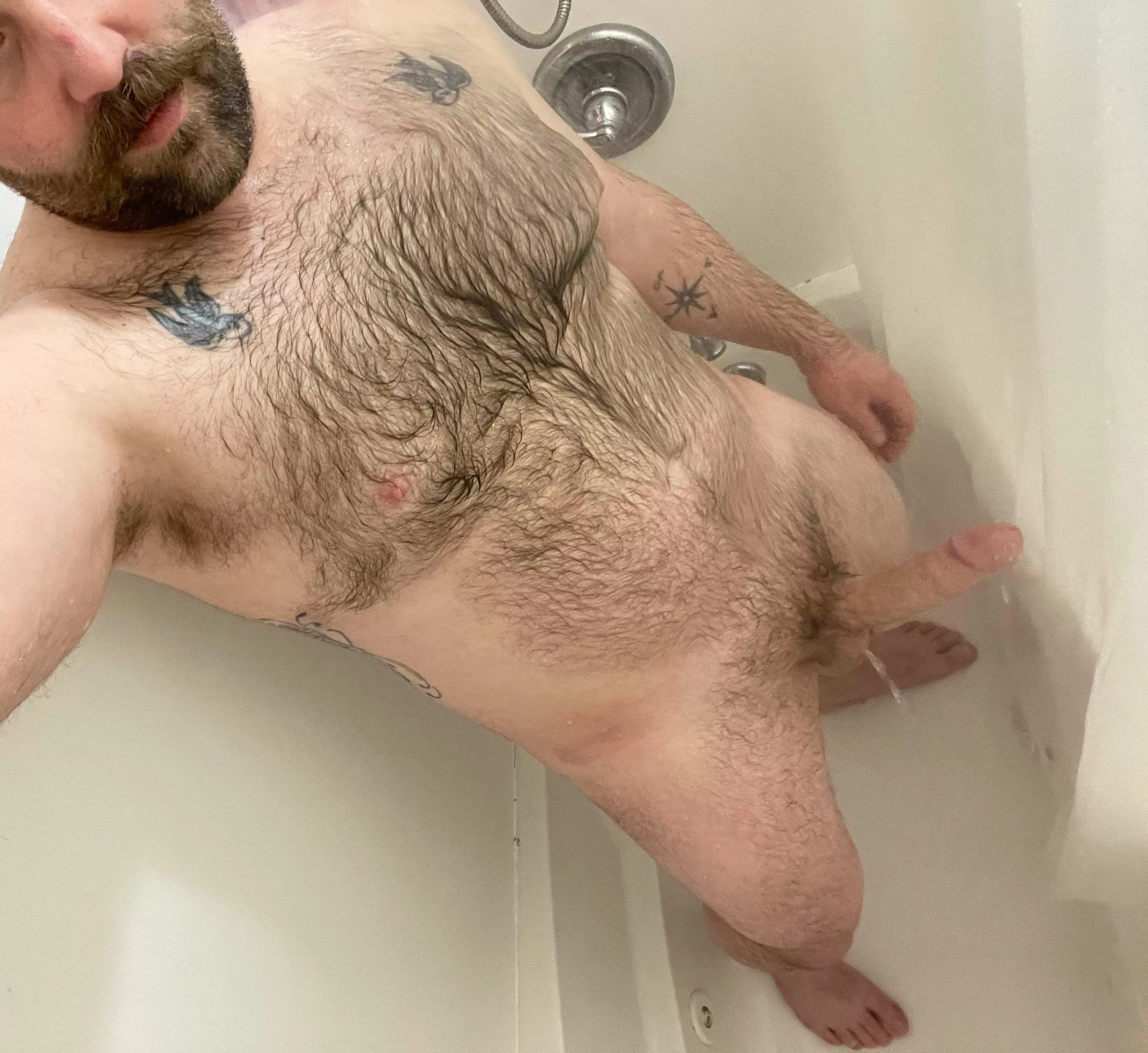 Don’t leave me to enjoy this warm shower alone 😉💦💦 posted by skooliefamilyjourney