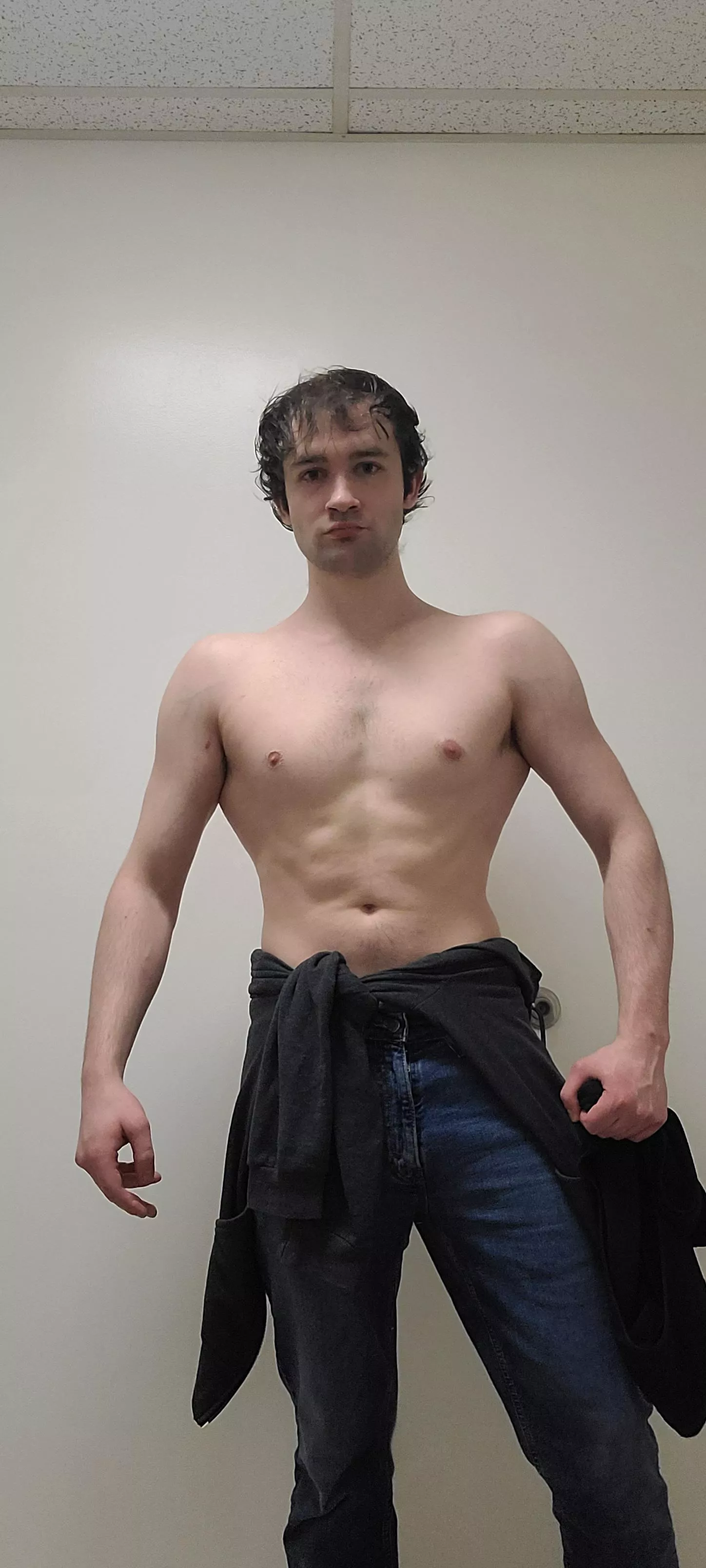 I feel like shit, what do u think? posted by Brandon110011