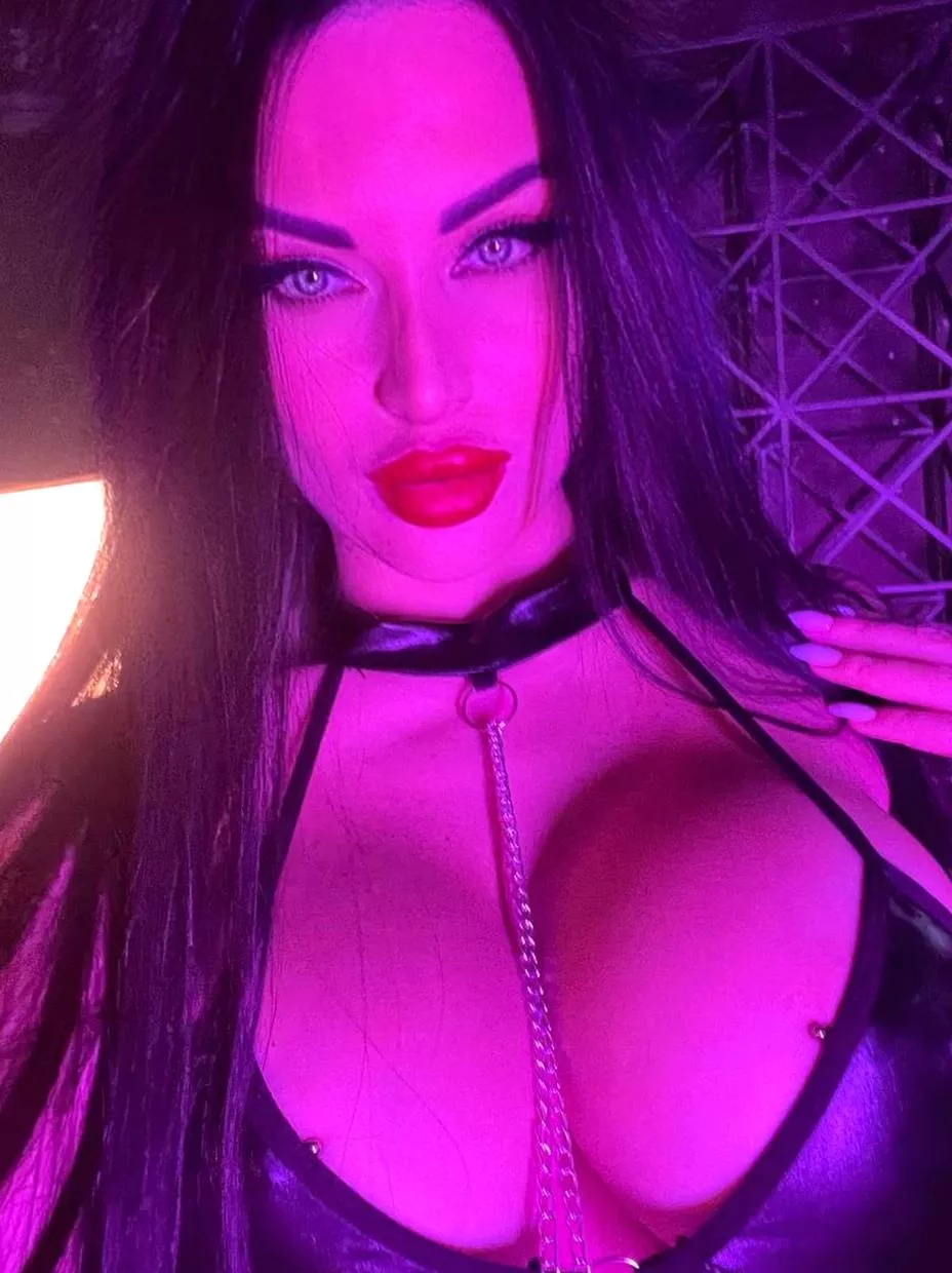 I would bounce on you! posted by Bunartefx