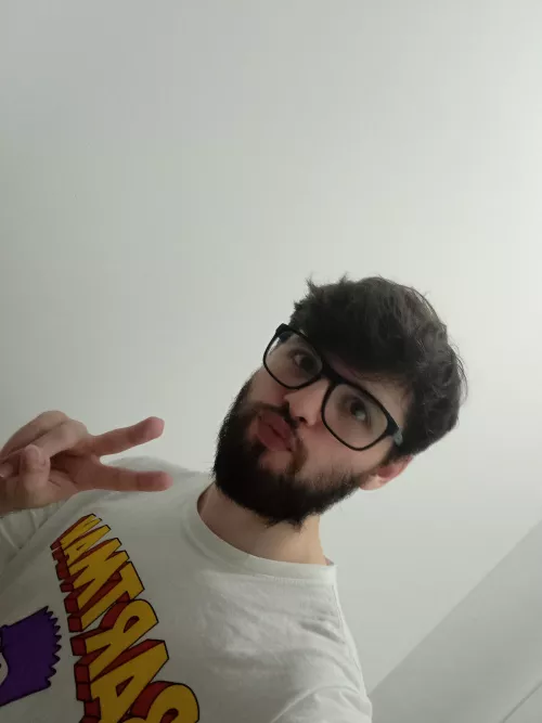 I've been so needy lately, good morning everyone. by MediaOdd3882