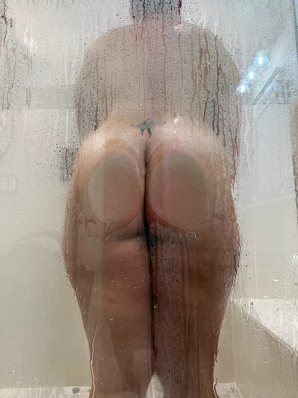 Join me in the shower baby! posted by bootynthebeard69