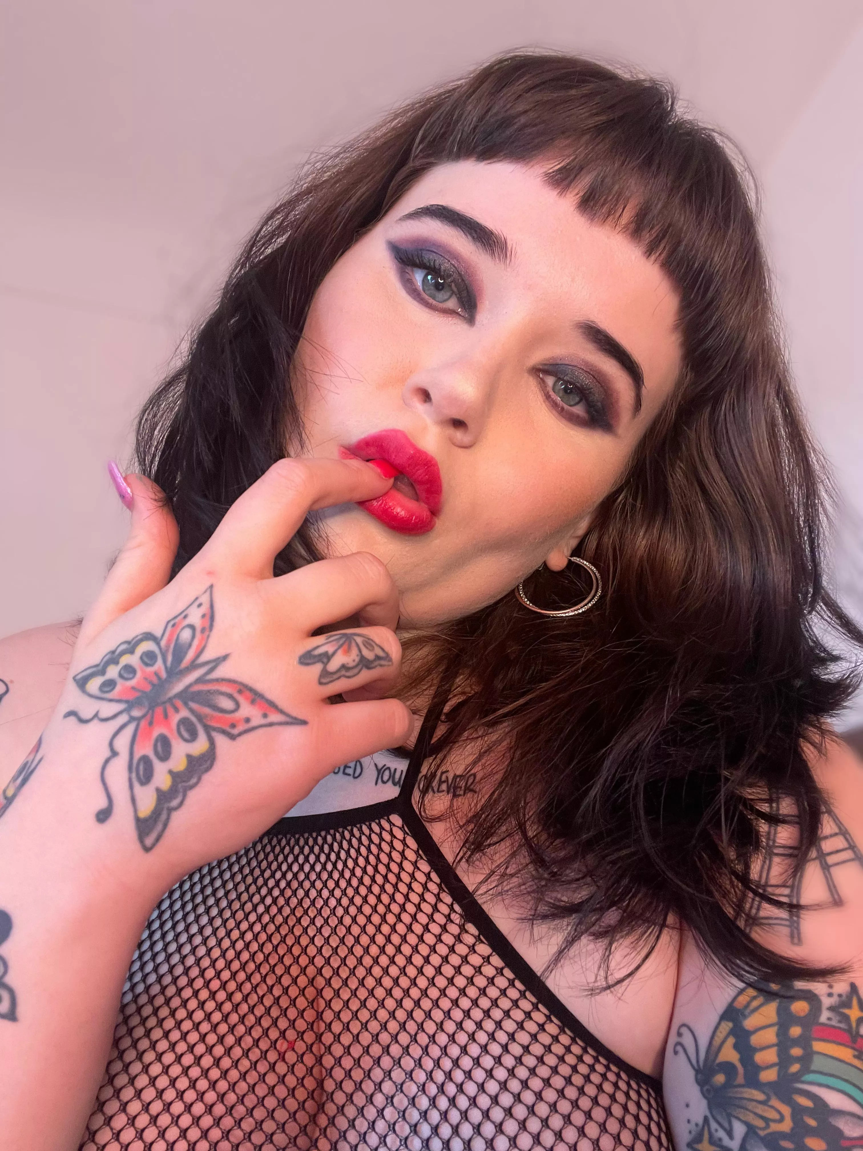 Kisses always welcome posted by OfBillie