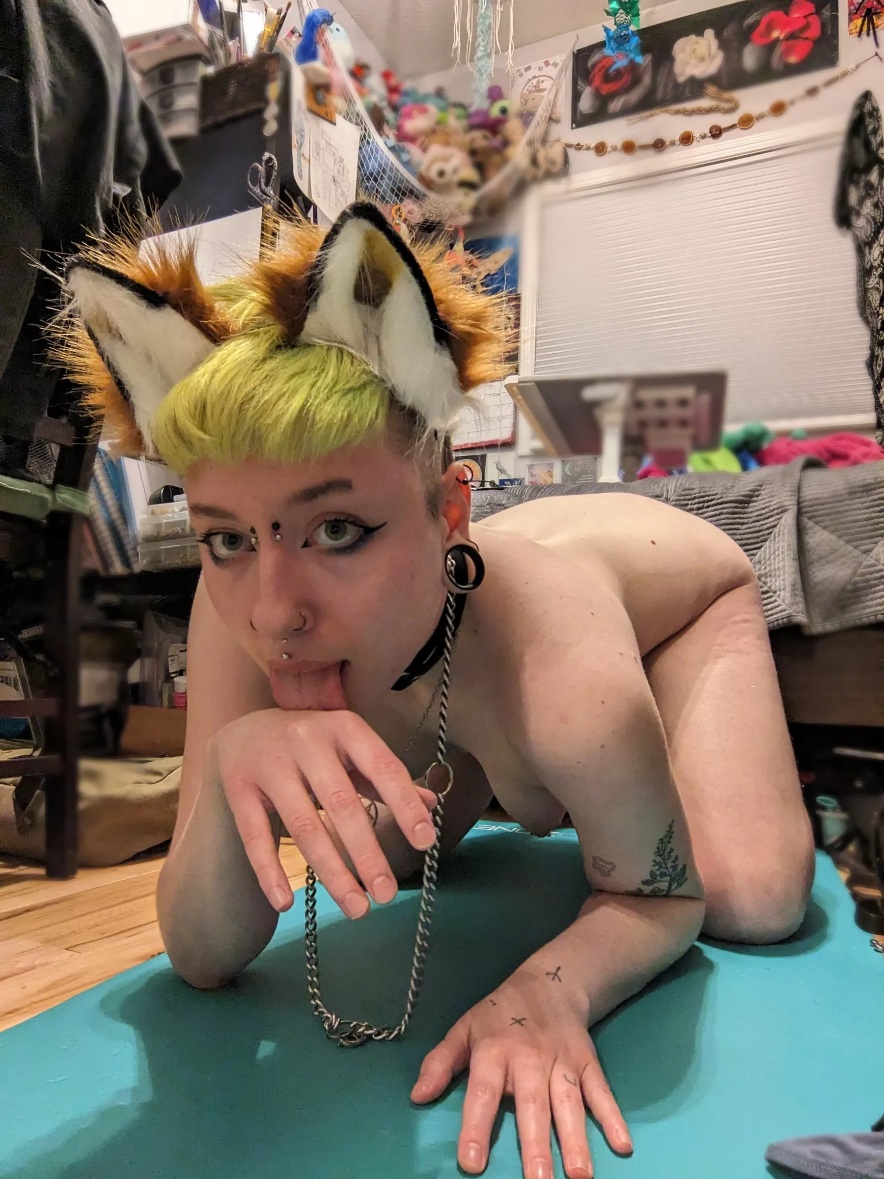 lick lick lick posted by viking_alien