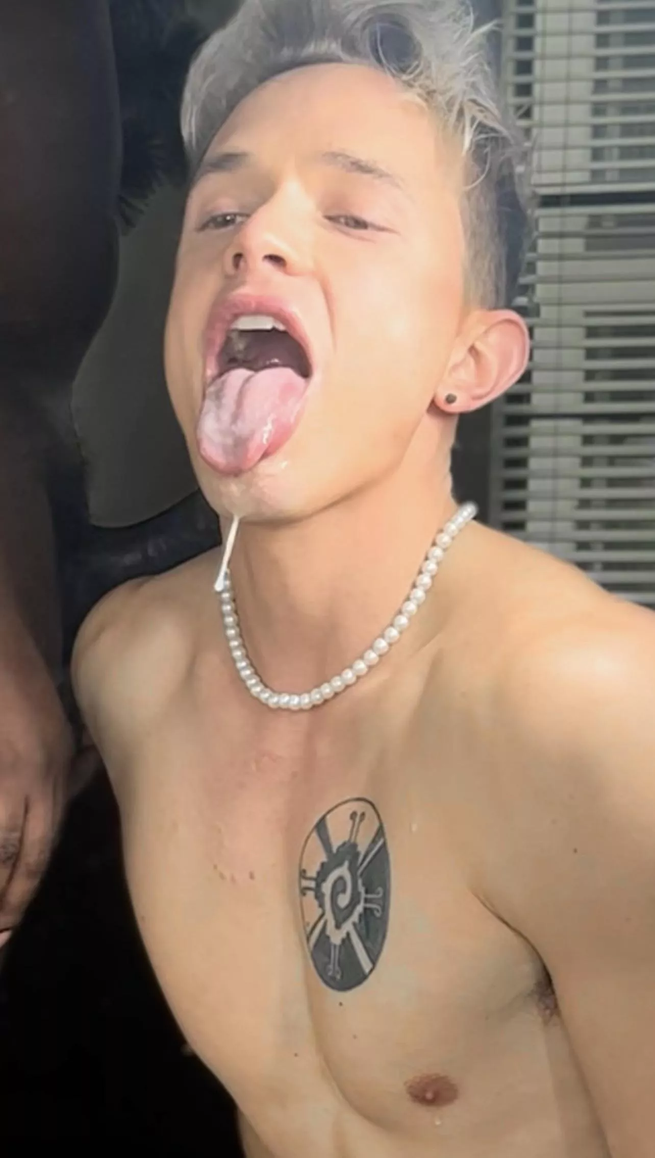 Love a good facial 😈 posted by seth_tylerrr