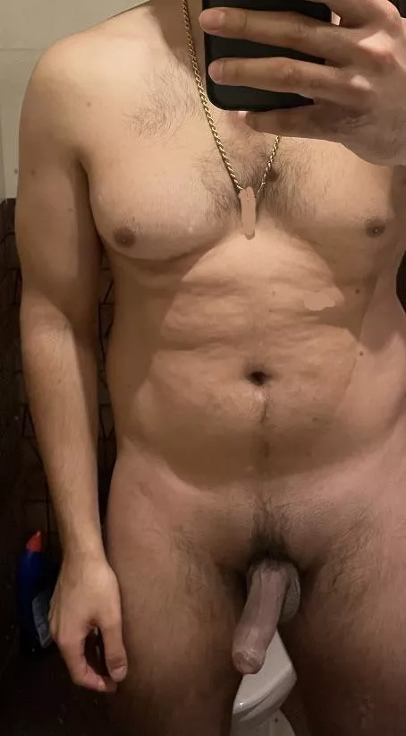 (M) 28 posted by abchicaa