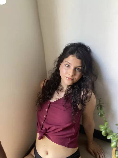 My butt is hungry for something big and hard by uprightdemurrage