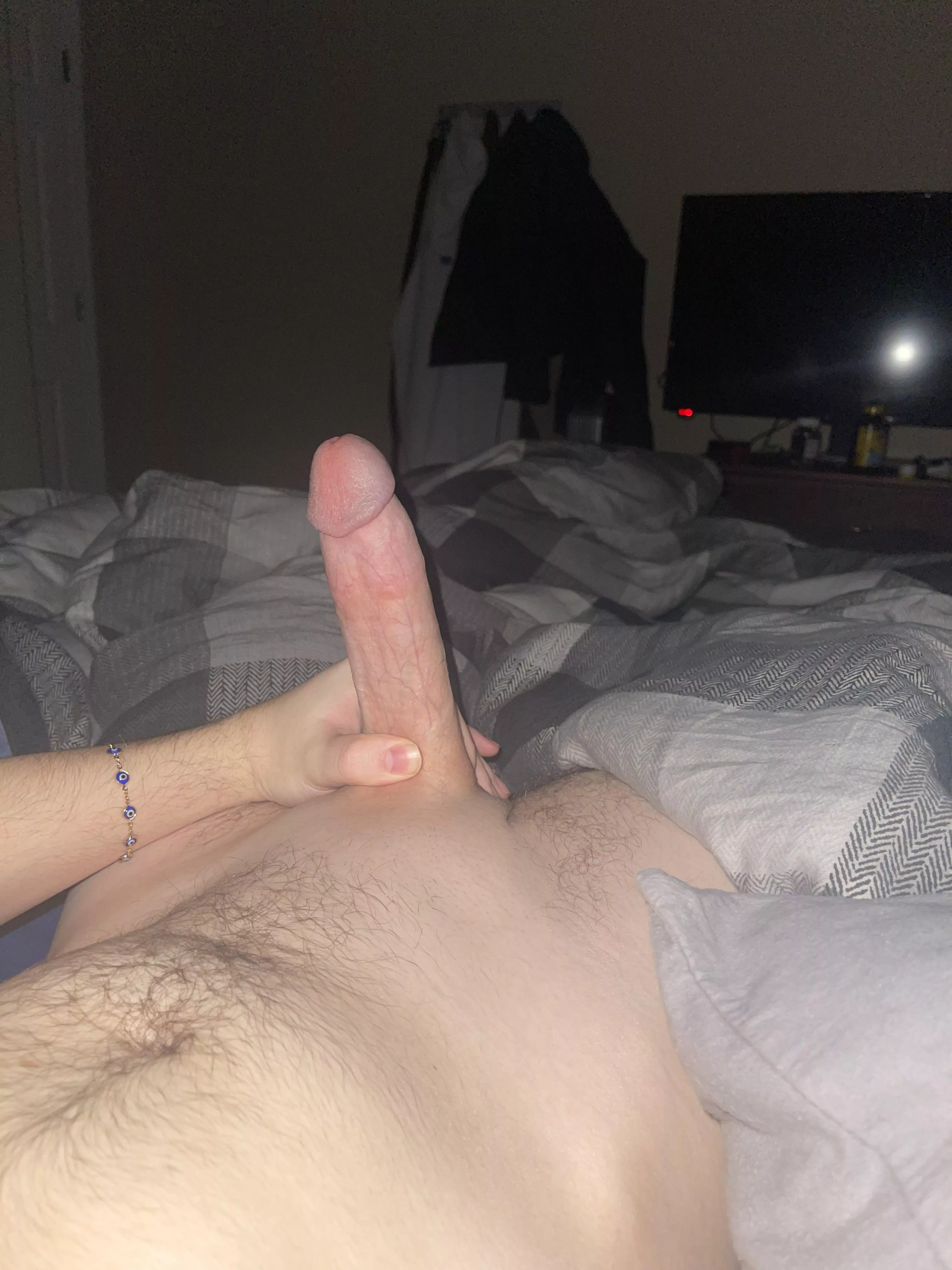 my cock would look so good down your throat 🤤 posted by xxhugemikehawkxx