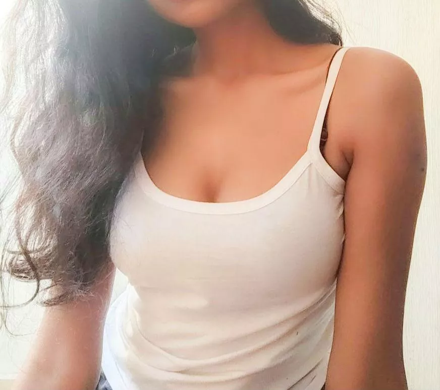 My girl wants to know what you'd do to her posted by FakeAccountOnReddit