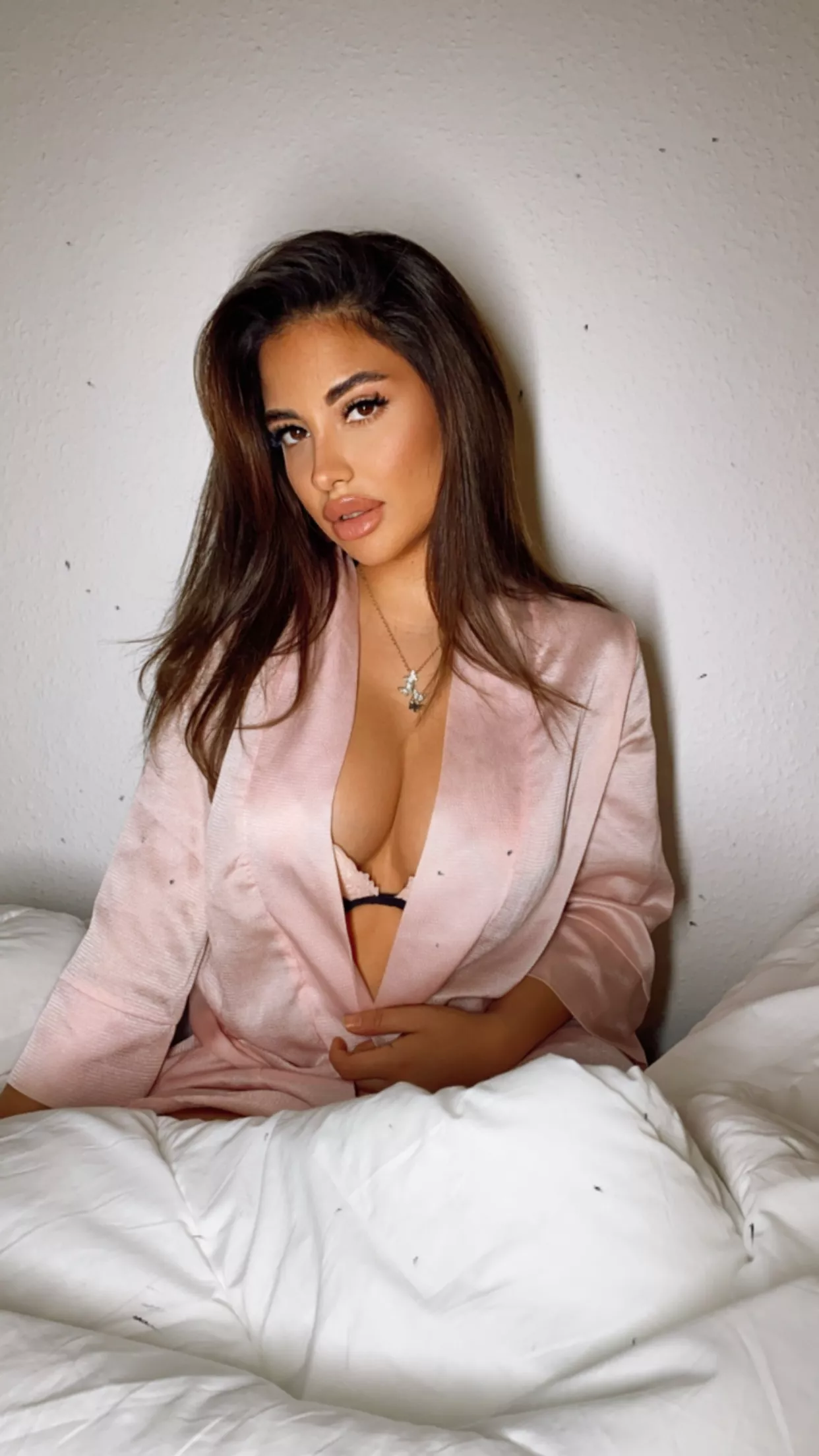 Persian who loves to tease posted by heliasoltani