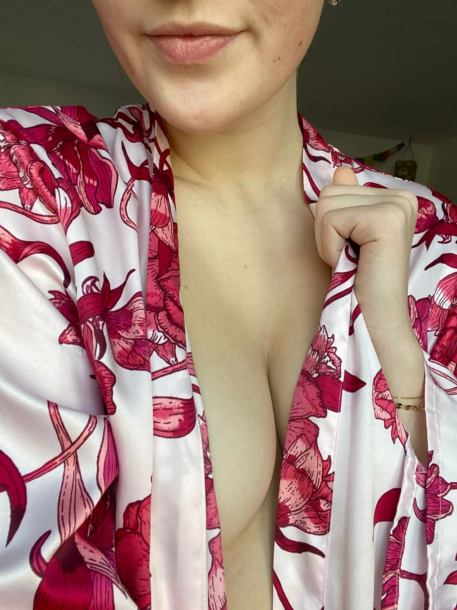 slip into me... posted by TestyVindication