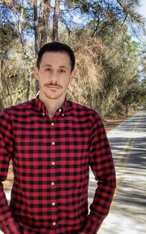 Sometimes the road less traveled is best. Make it a great upcoming weekend. by rhh1977