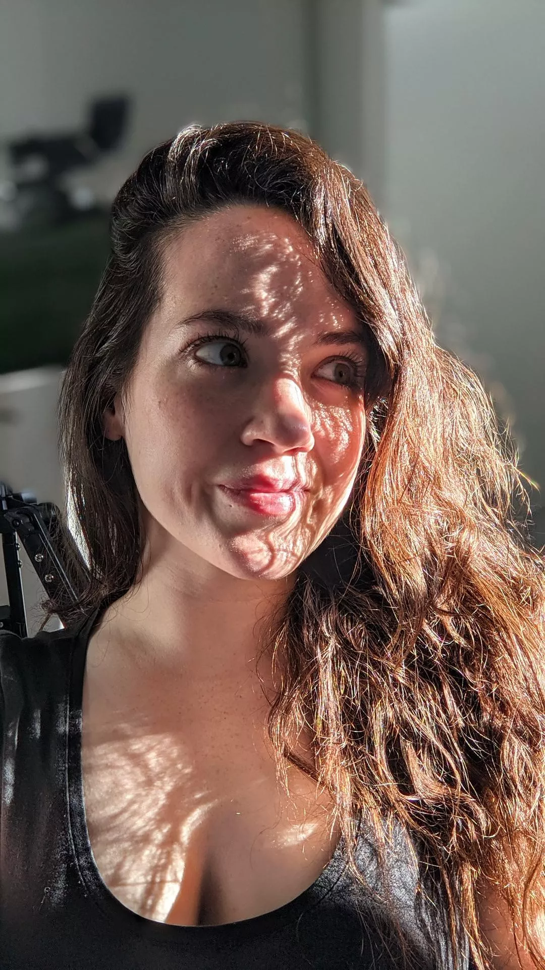 Sunny cleavage for you ☀️ posted by CutieKitty420