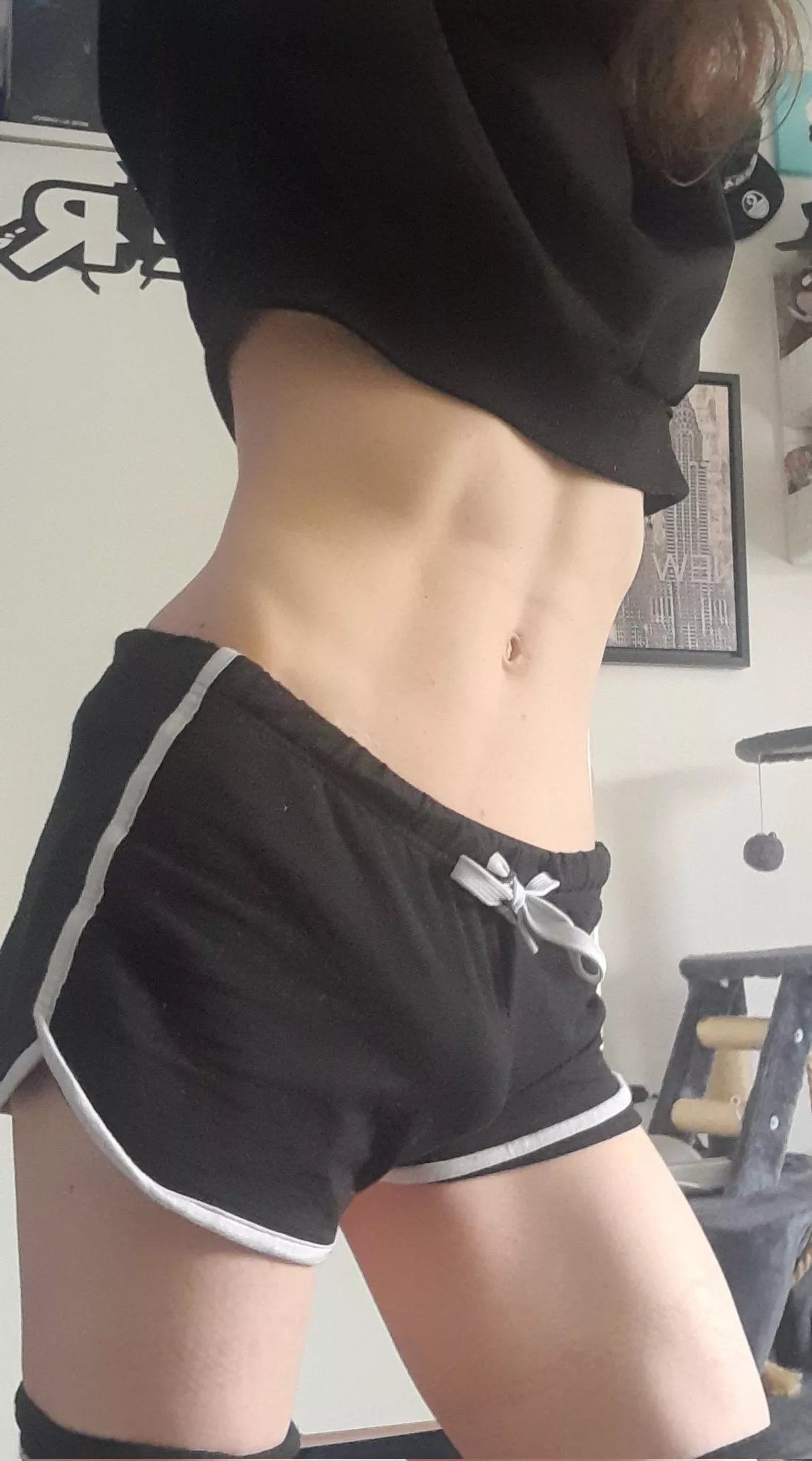 Tummy 😚 posted by _TheSnappingTurtle