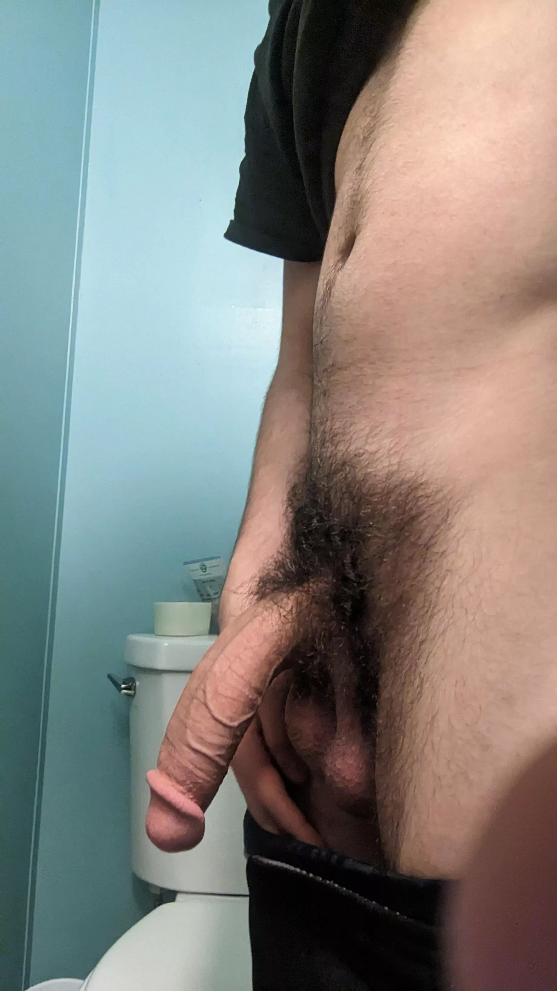 23 M looking for someone to help me with this 😋 posted by SgtLordlyBidness