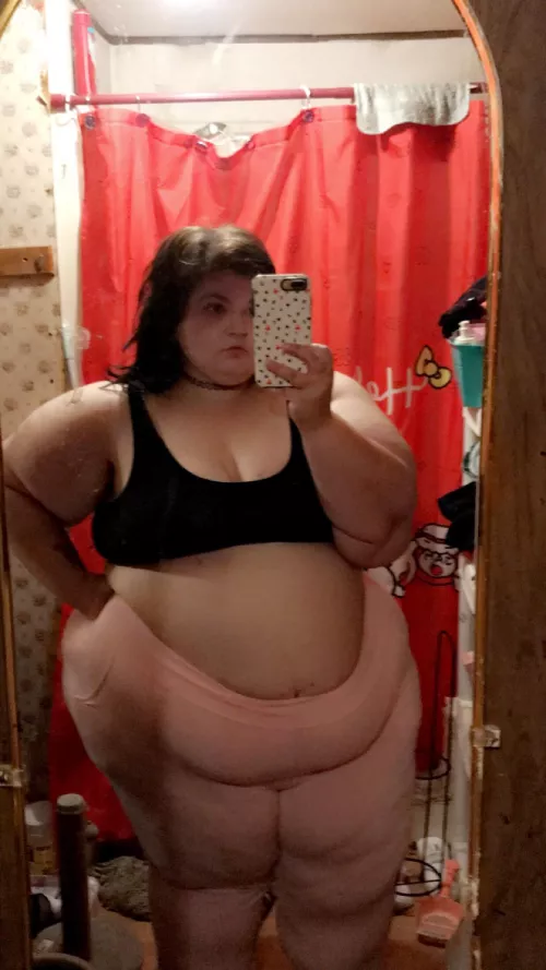 <3 needing cuddled by deadfairyx