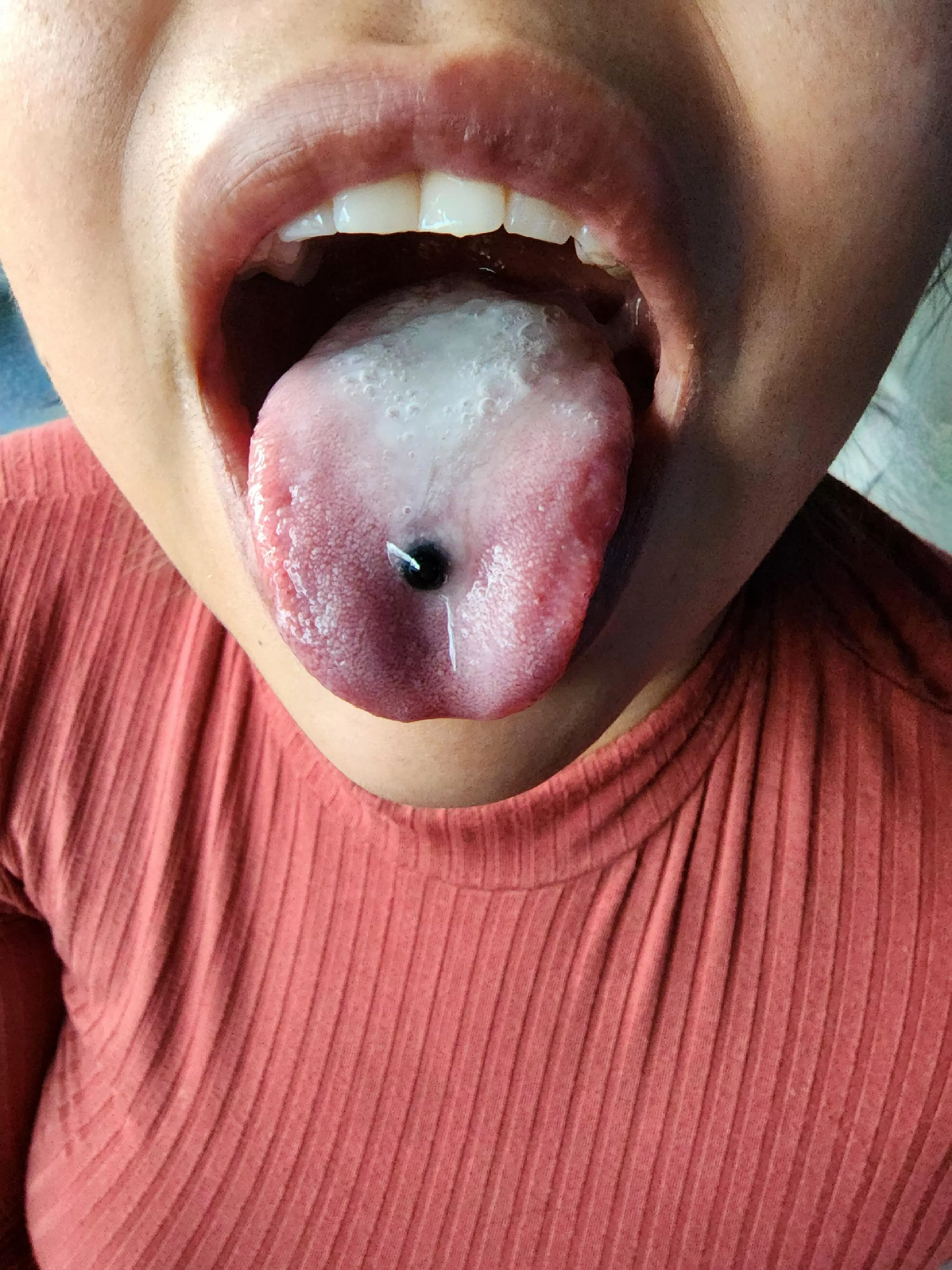 a big kiss anyone posted by marry2amilf