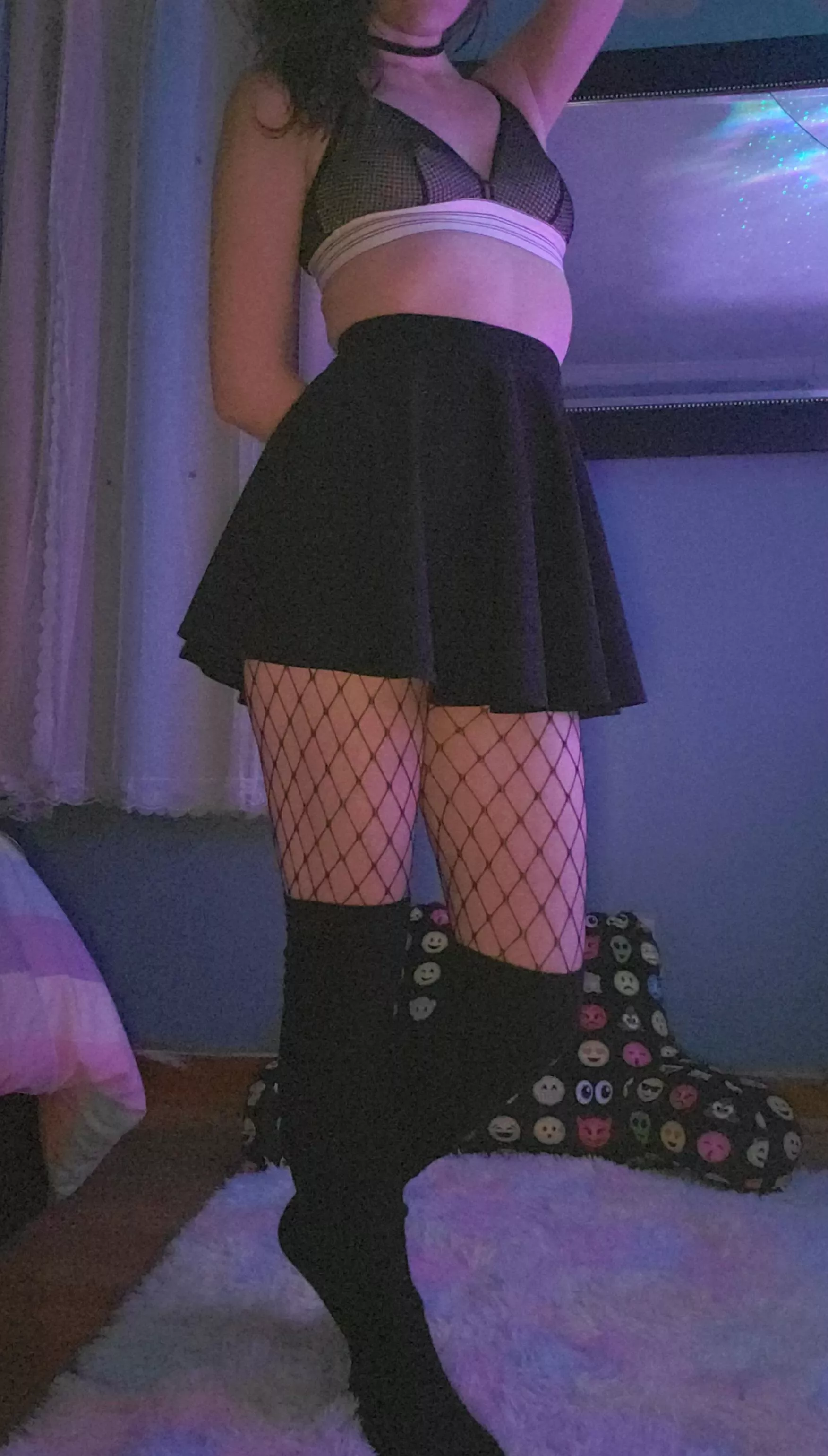 always fun with fishnets😈 posted by glooooomybear