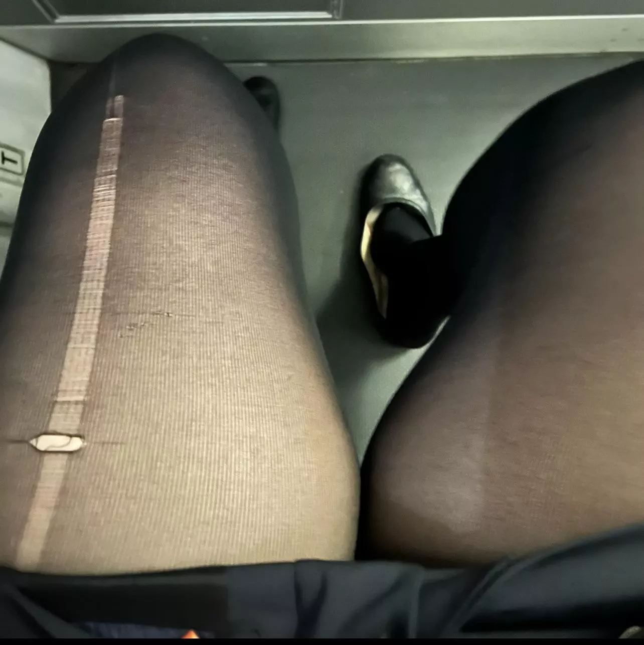 Another day, another pair of ripped pantyhose posted by FAgirl11