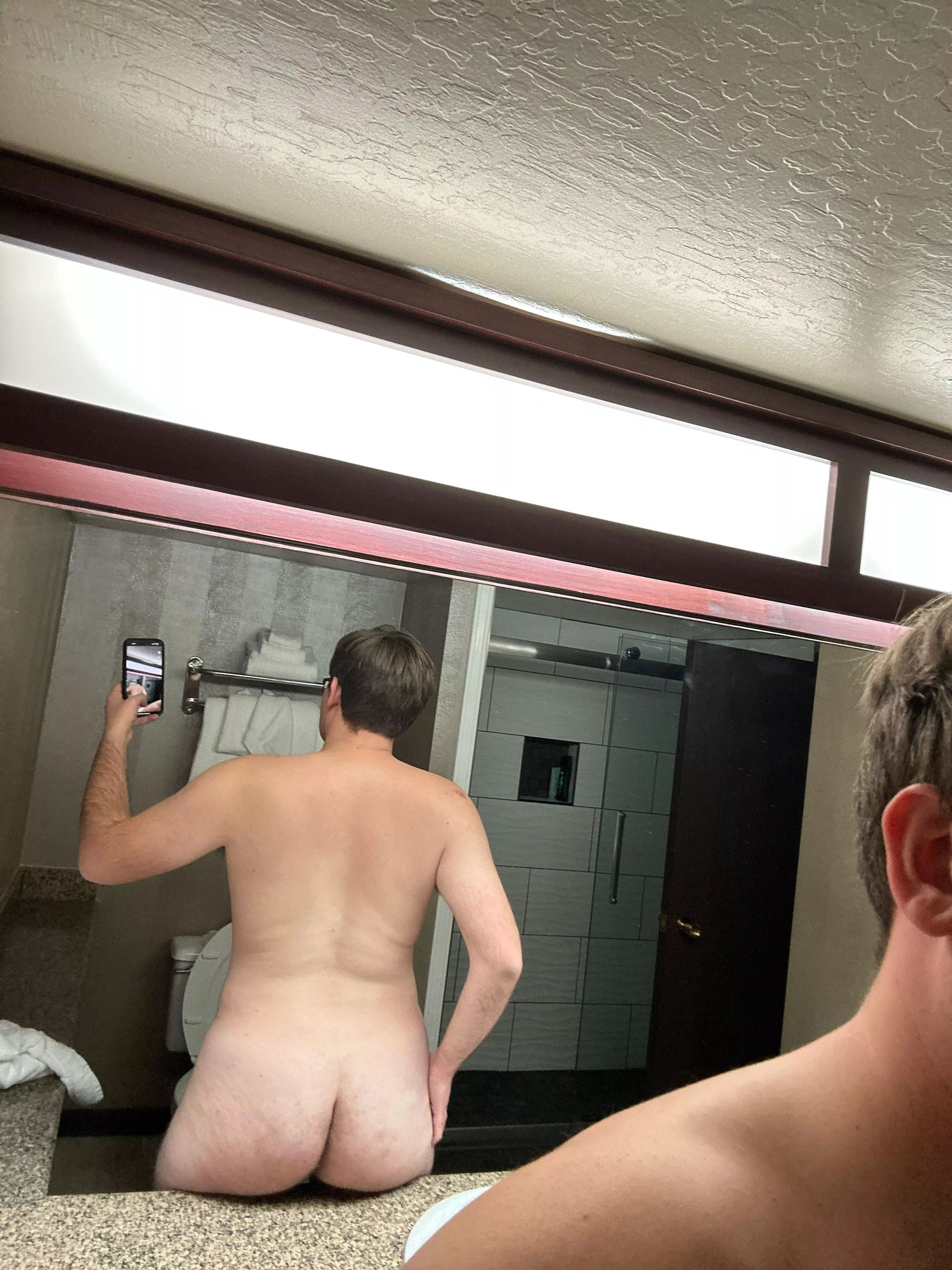 Any takers? posted by xM0Dzx18