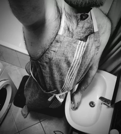 being a good cleaning maid for my Mistress by Osram262