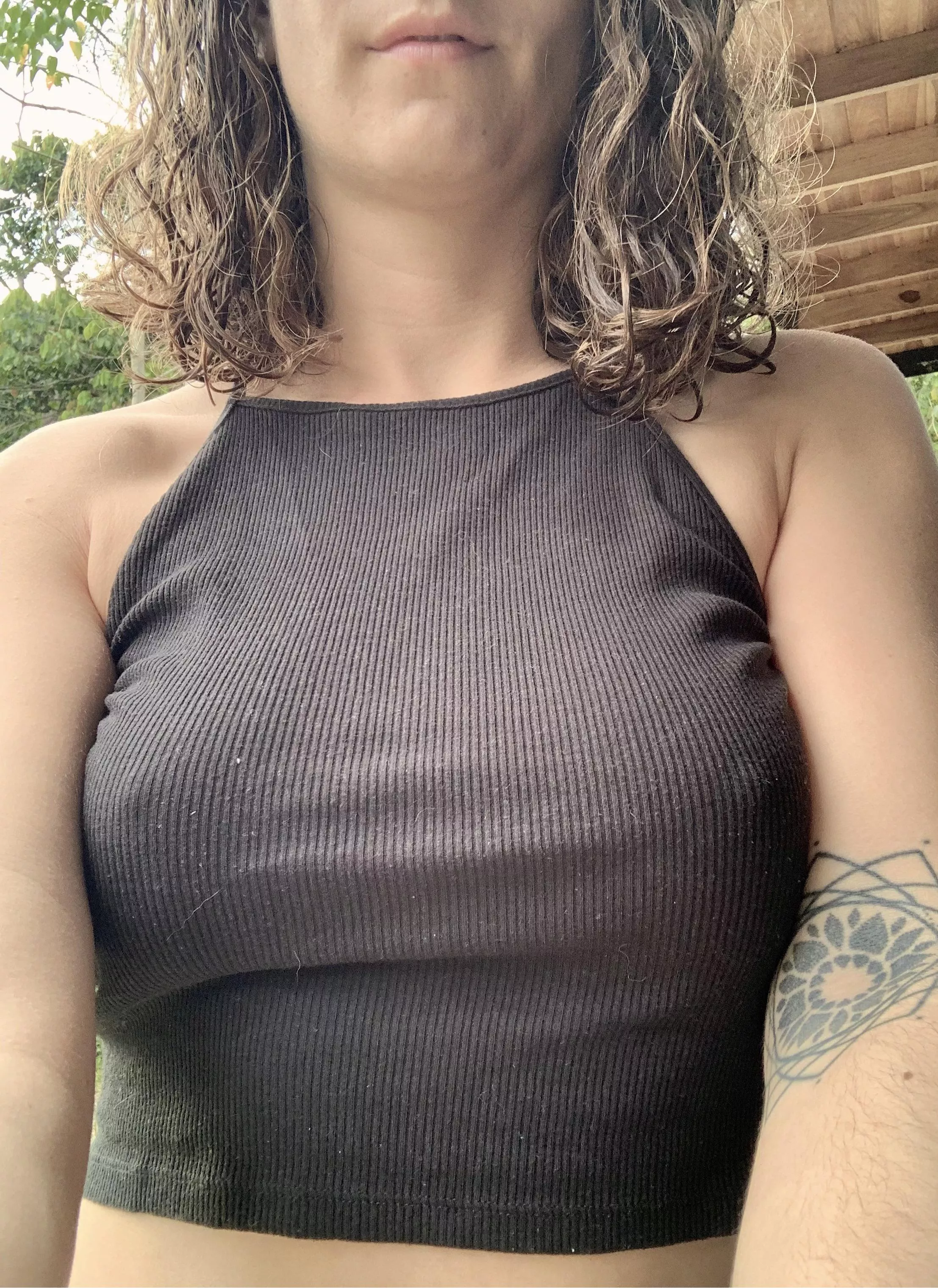 Bra-free for life ✌🏼 posted by maplesyrup_girl