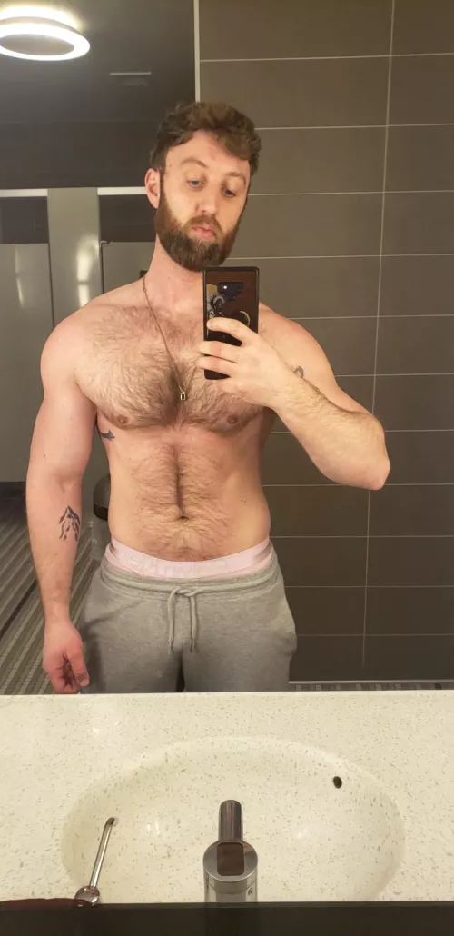 happy Friday by R2D33Z3DNUTZ