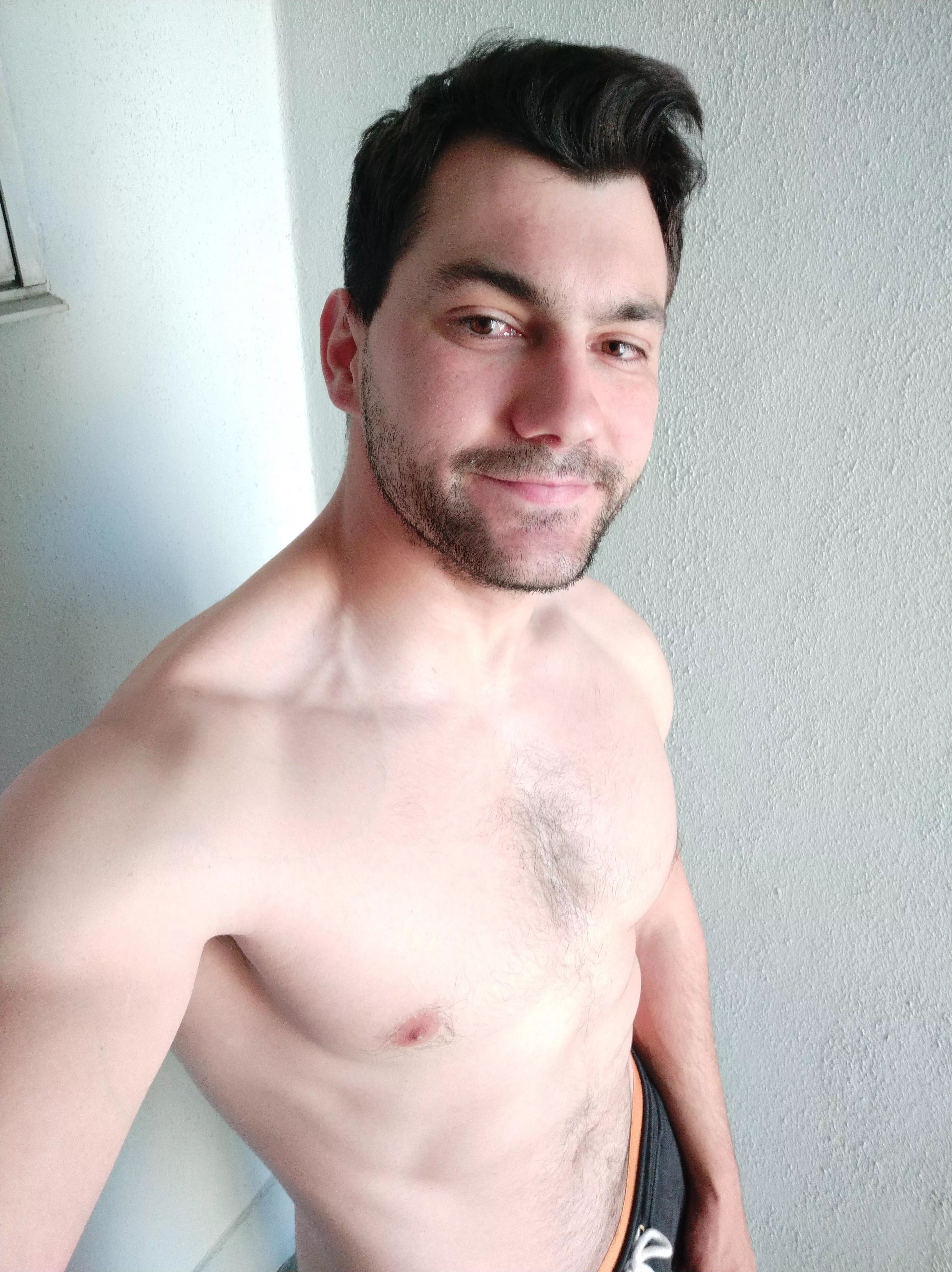 Have a great weekend bros ✌️ posted by David_wildbro