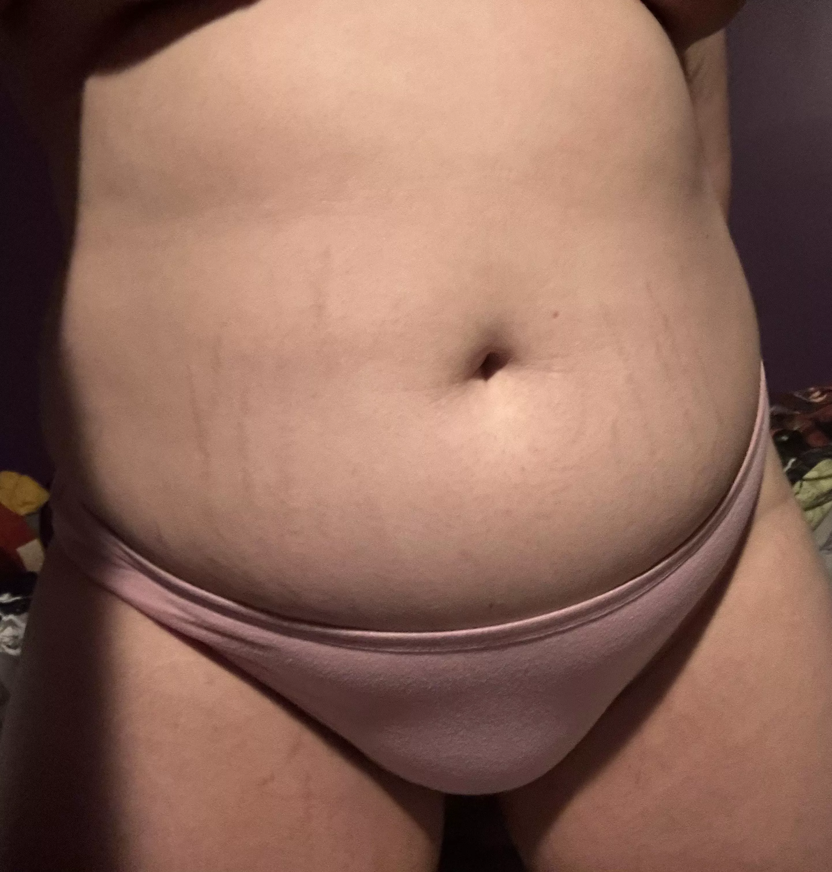 hope you’re a fan of stretch marks 🥺 posted by ykimabreeder