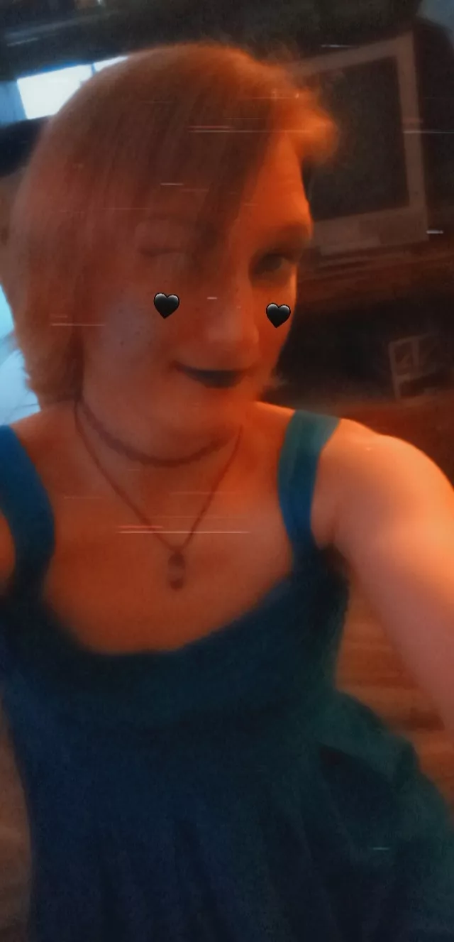 I do love this dress, anybody else? posted by Aylafemboi