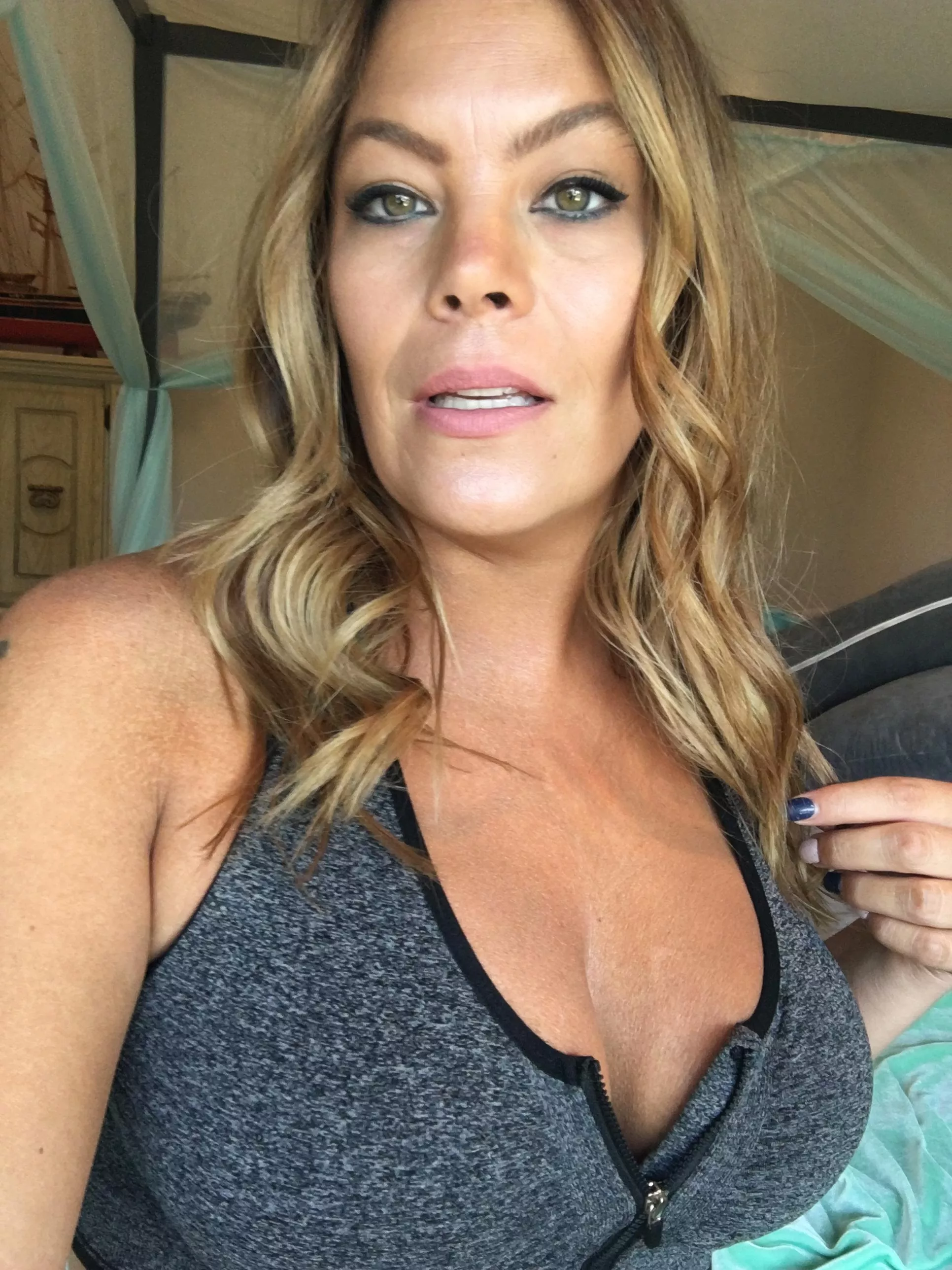 Let's hurry up before my husband gets home from work posted by WeeklyDriver2