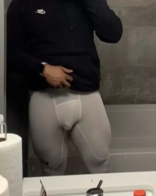 [M] Leg day pump posted by veins_and_things