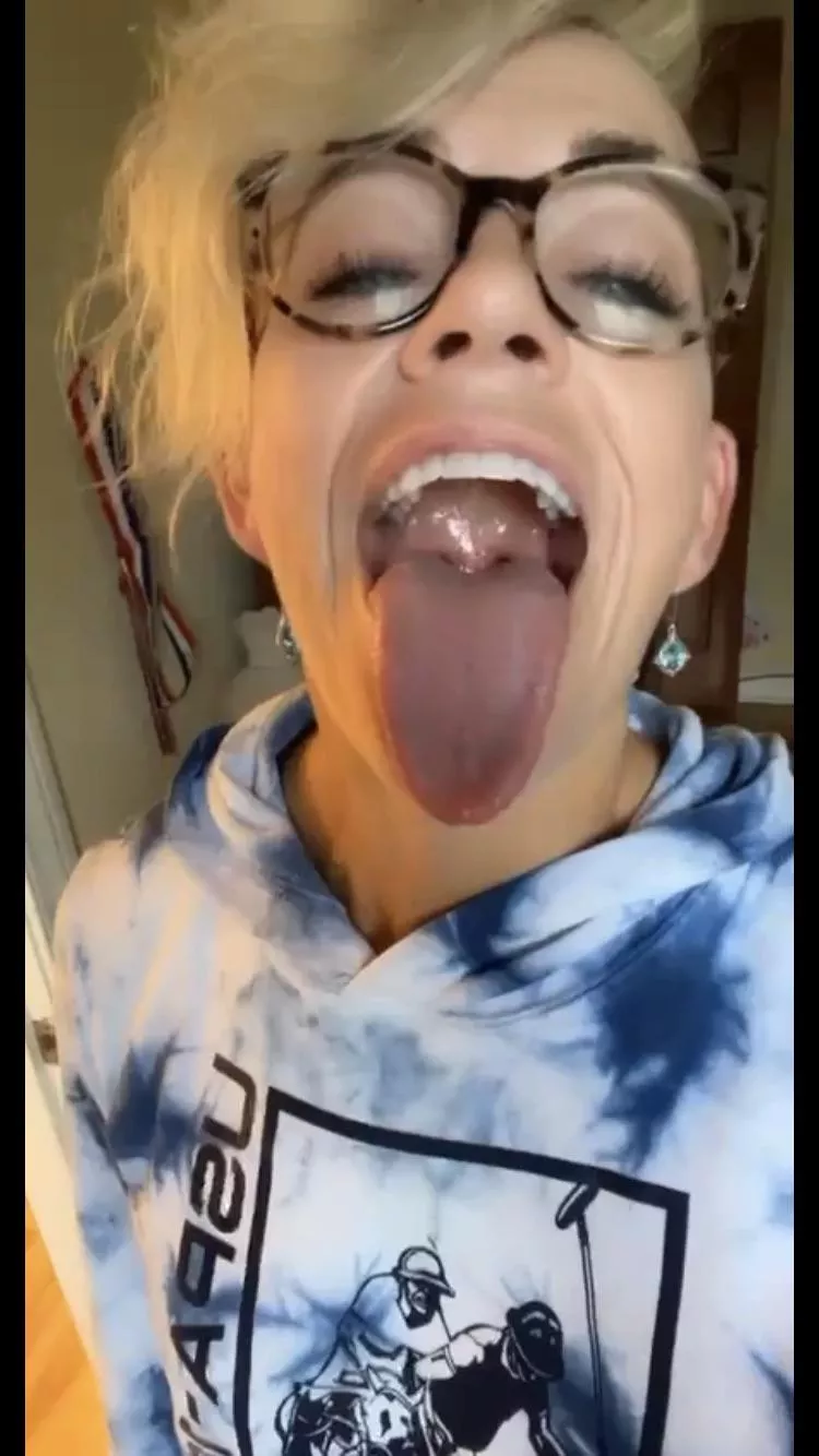 My tongues ready 😩 posted by SashaSins555