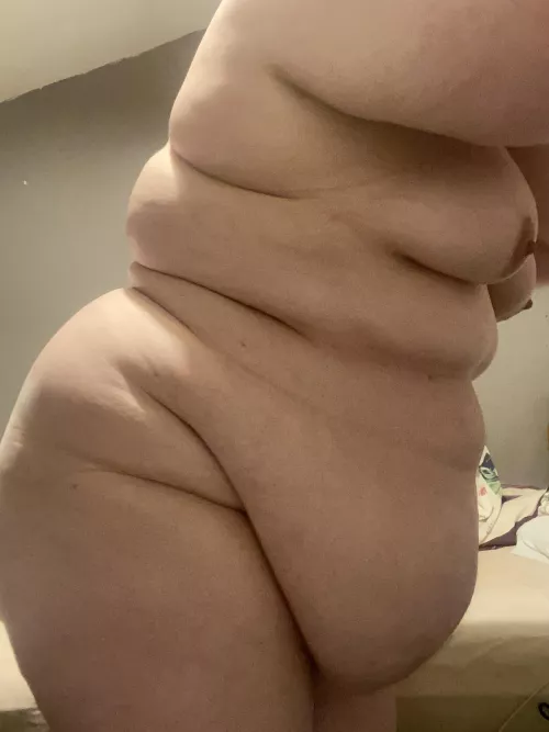 Pin me against the wall? Please? by ninassbbwta