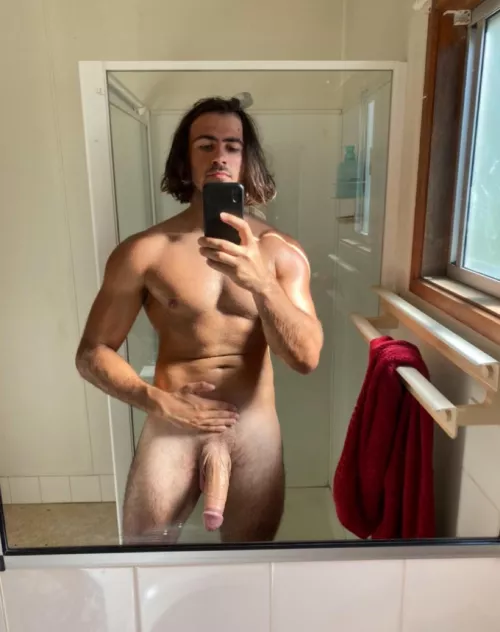 Pre shower selfie by mrhanger13