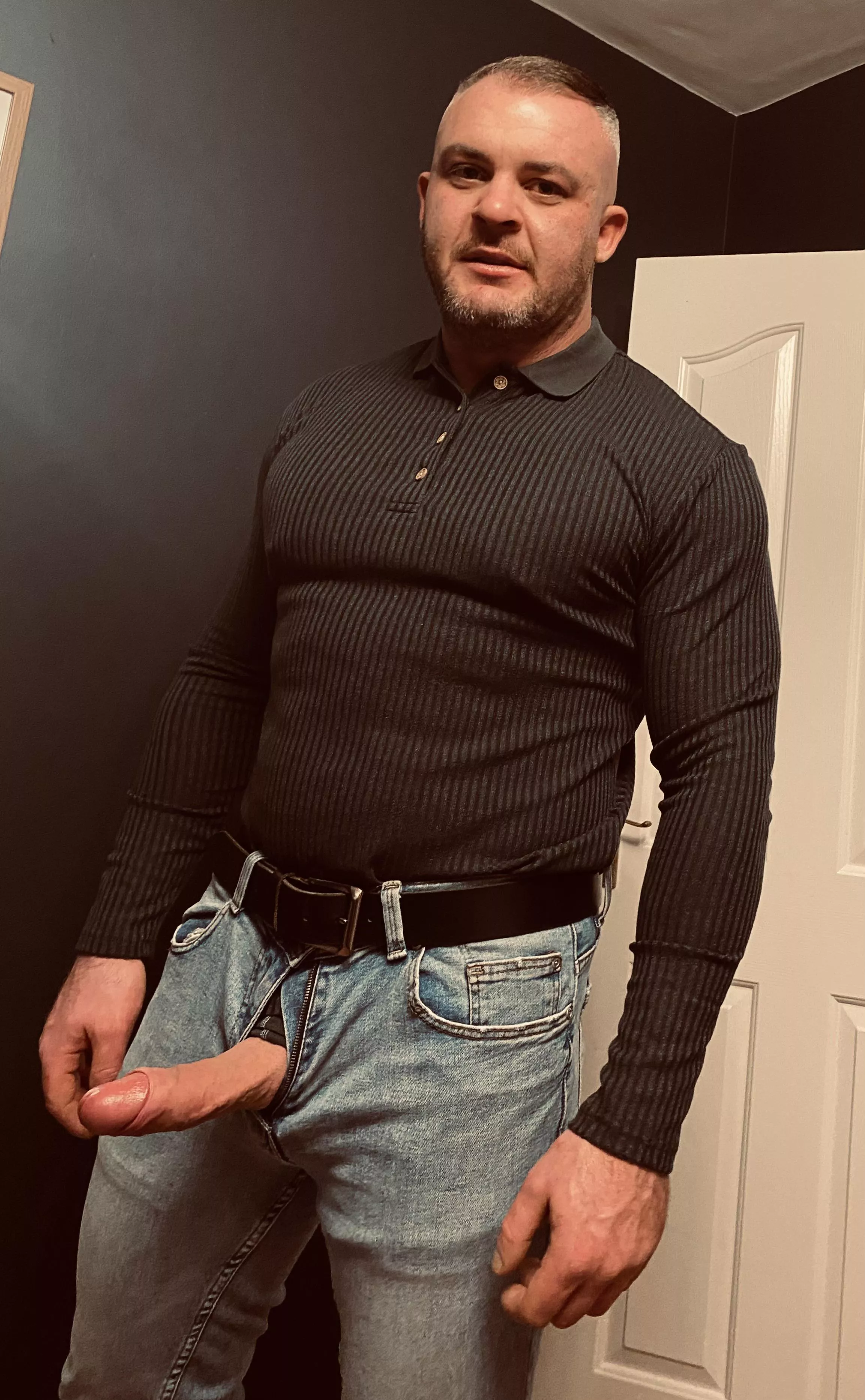 Rate my outfit boys, I’m about to go the pub in the next hour and need to know if I look okay posted by Ok_Soft157