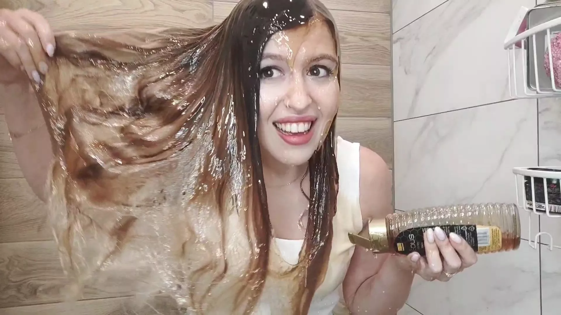 So much honey in her hair posted by _Anonymous_Account_