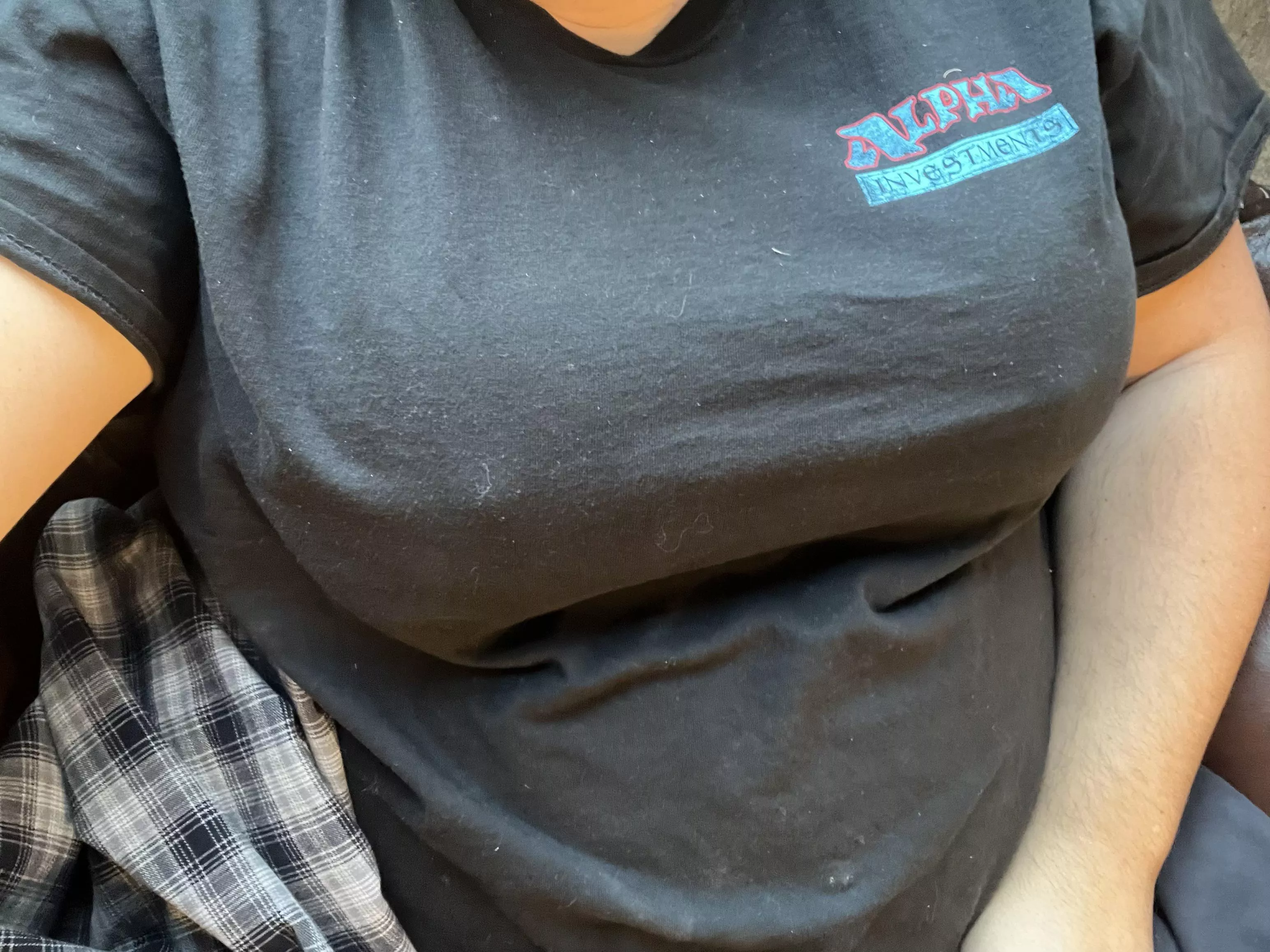 Sometimes you have to be honest and the truth is…big dicks turn me on. posted by radioactive_beaver