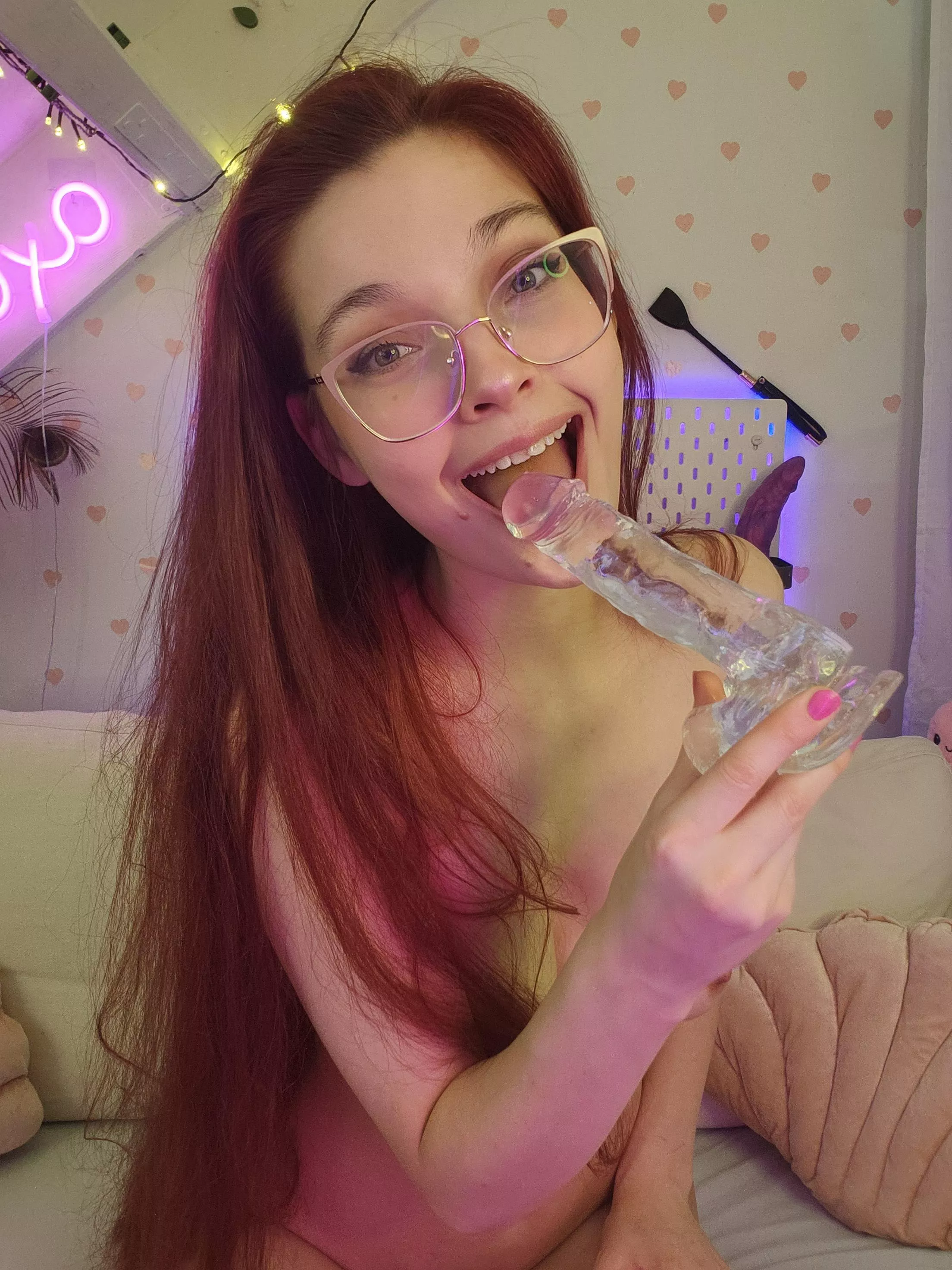 this is me😊 posted by petitesubkitten