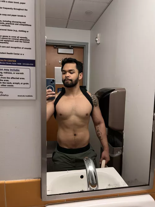 Upper body conquered by jmg489