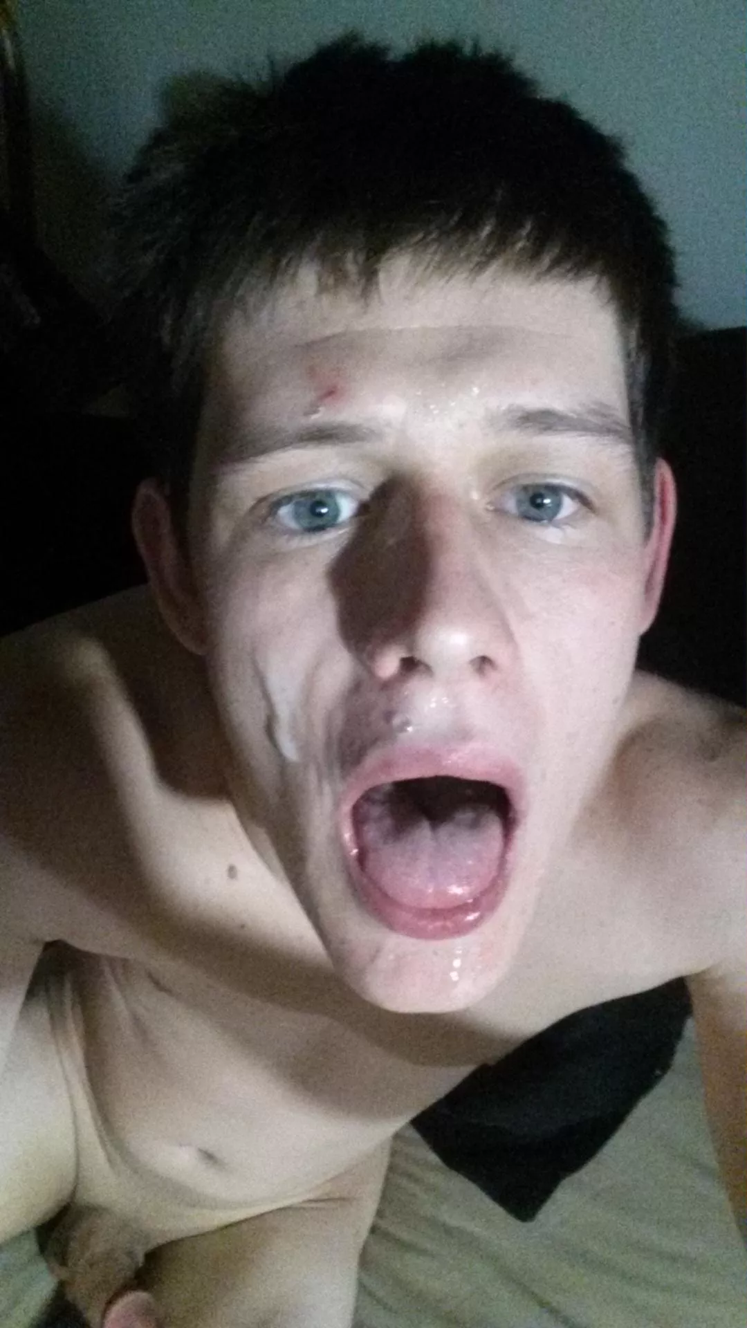 wouldn't mind more, any Dom tops wanna beat on a 24yp Twink? DMs open 🤤 posted by Serious-Milk-6620