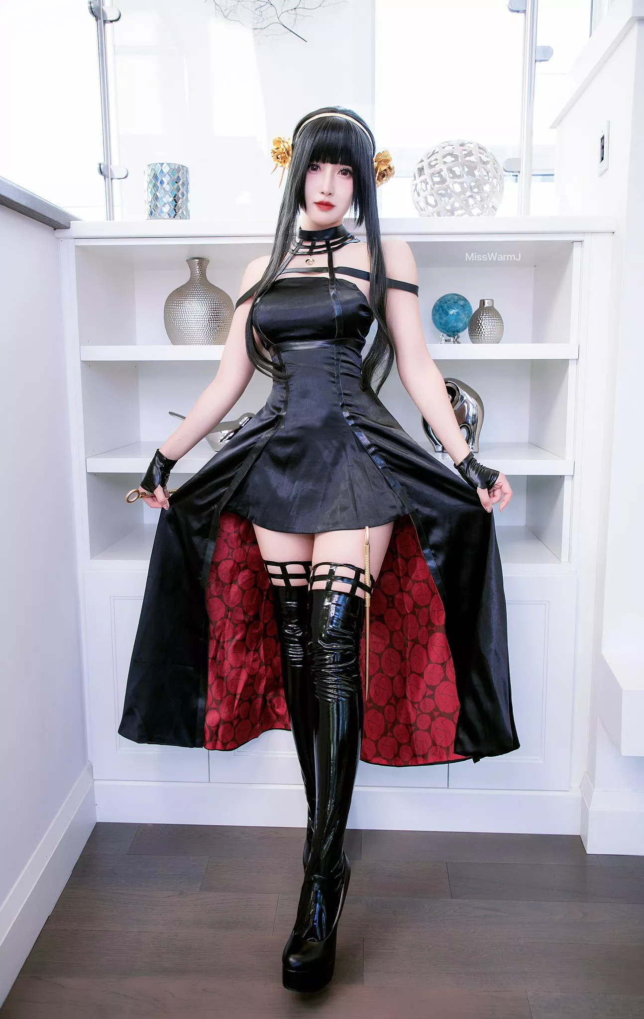 Yor Forger by MissWarmJ [Spy x Family] posted by Shart_Shark