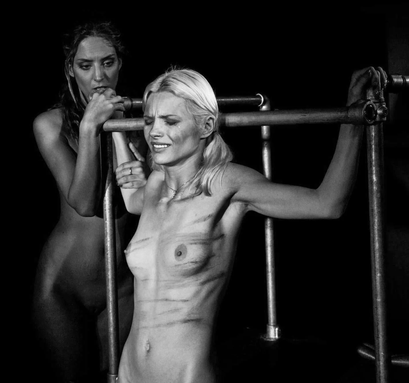 Zazie Skymm for Elitepain posted by sunnymirte